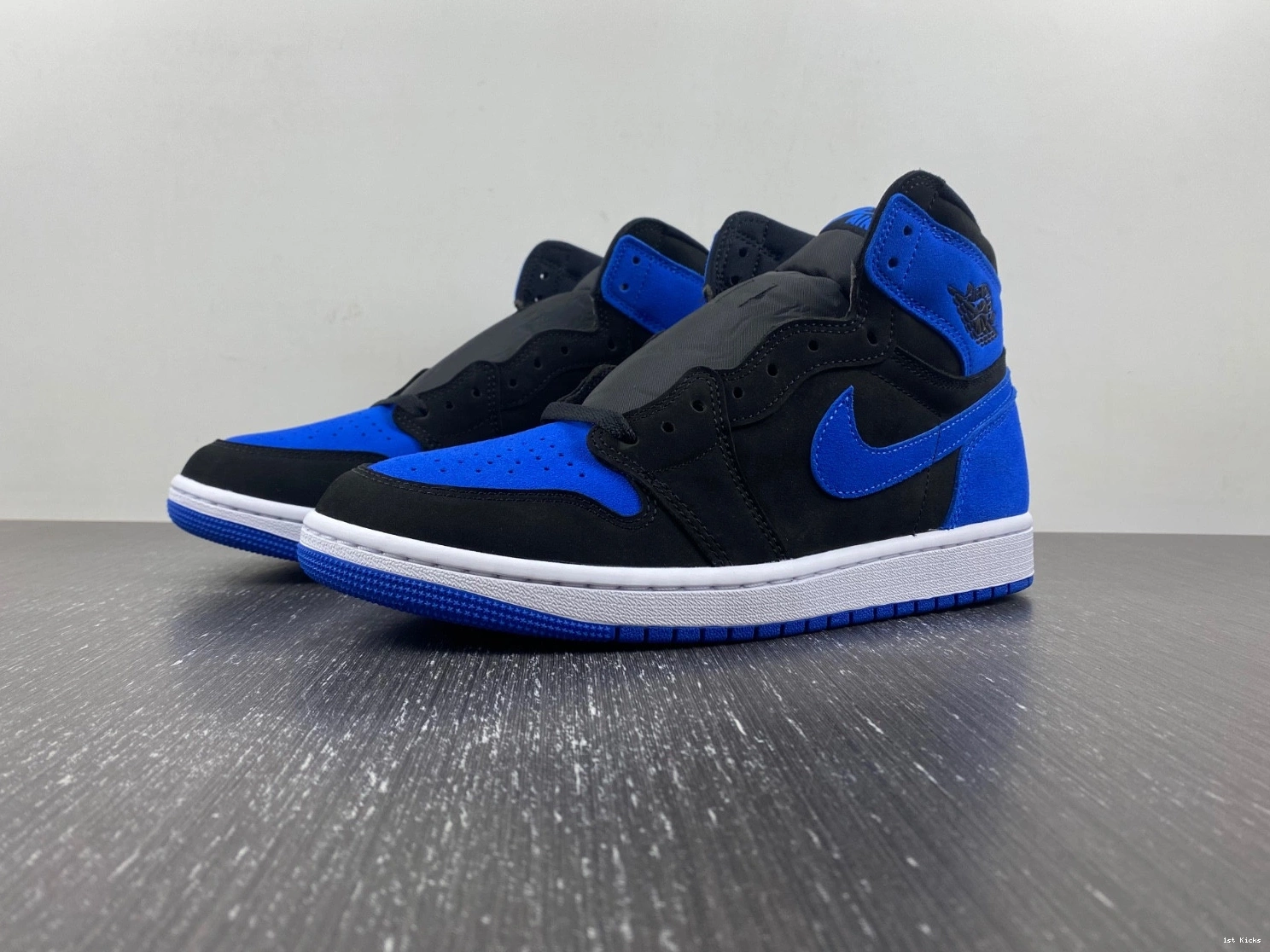 1 Jordan Royal Suede DZ5485-042 Air 1102